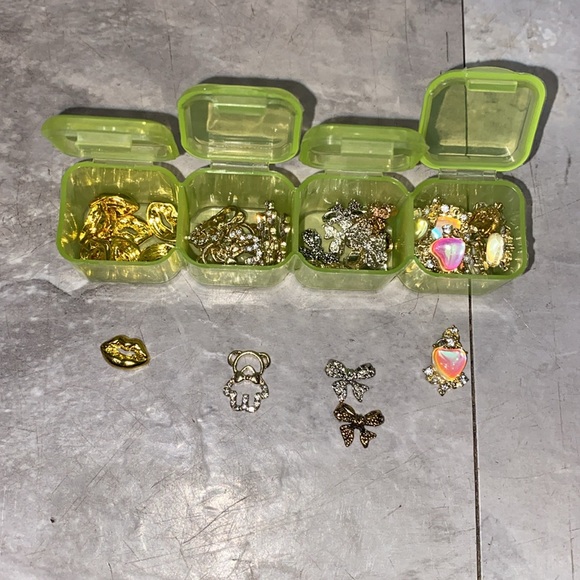 Nail press on art tools 3D rhinestones for acrylic nails gems - Picture 6 of 7